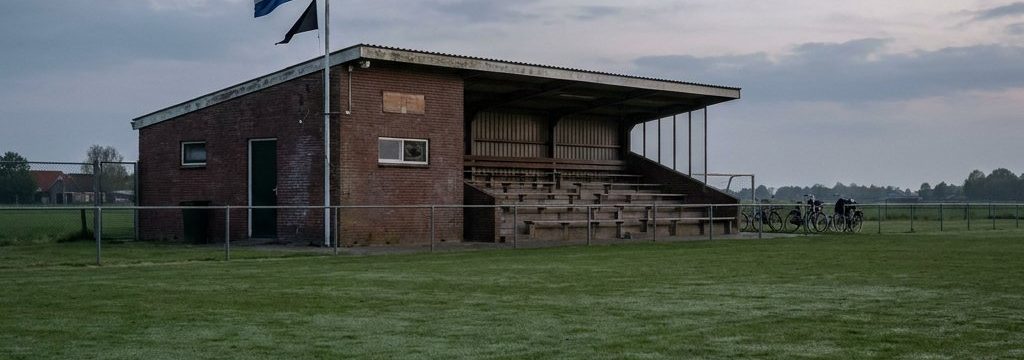 Waarom geen voetbal op 4 mei?